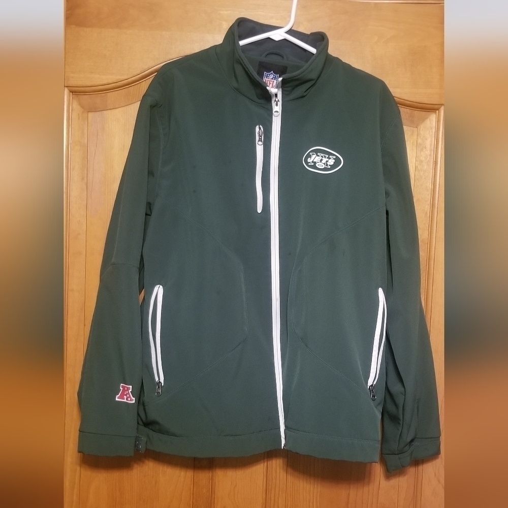 NFL | Men's JETS Soft Shell Athletic Jacket, Green and White , Size Large.